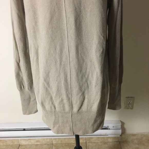 Buy One Get One Free Brochu Walker Beige Cashmere Turtleneck Size: Large - Picture 5 of 8